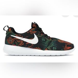 Nike Roshe Run Unisex Running Shoes sneakers Floral Total Orange Mens sz 11.5